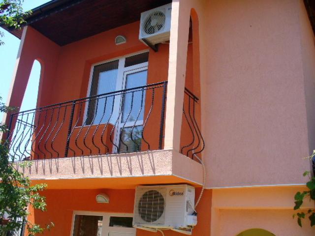 Guest House Alex Chernomorets Exterior photo